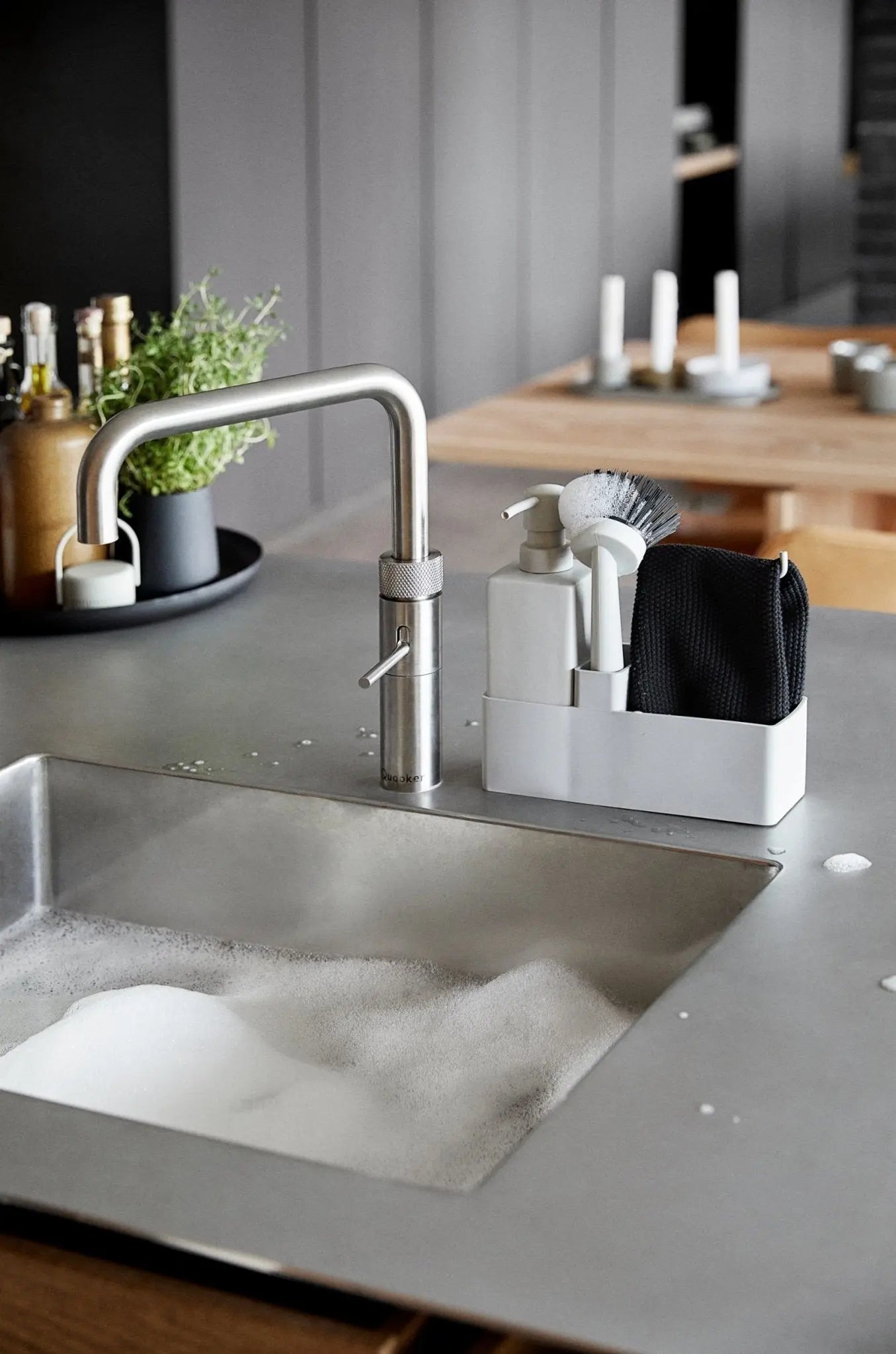 Zone Denmark tiskivälinesetti lämmin harmaa - Laatukaluste