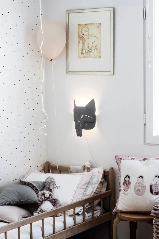 be&liv Spirit Animals seinävalaisin susi - Laatukaluste