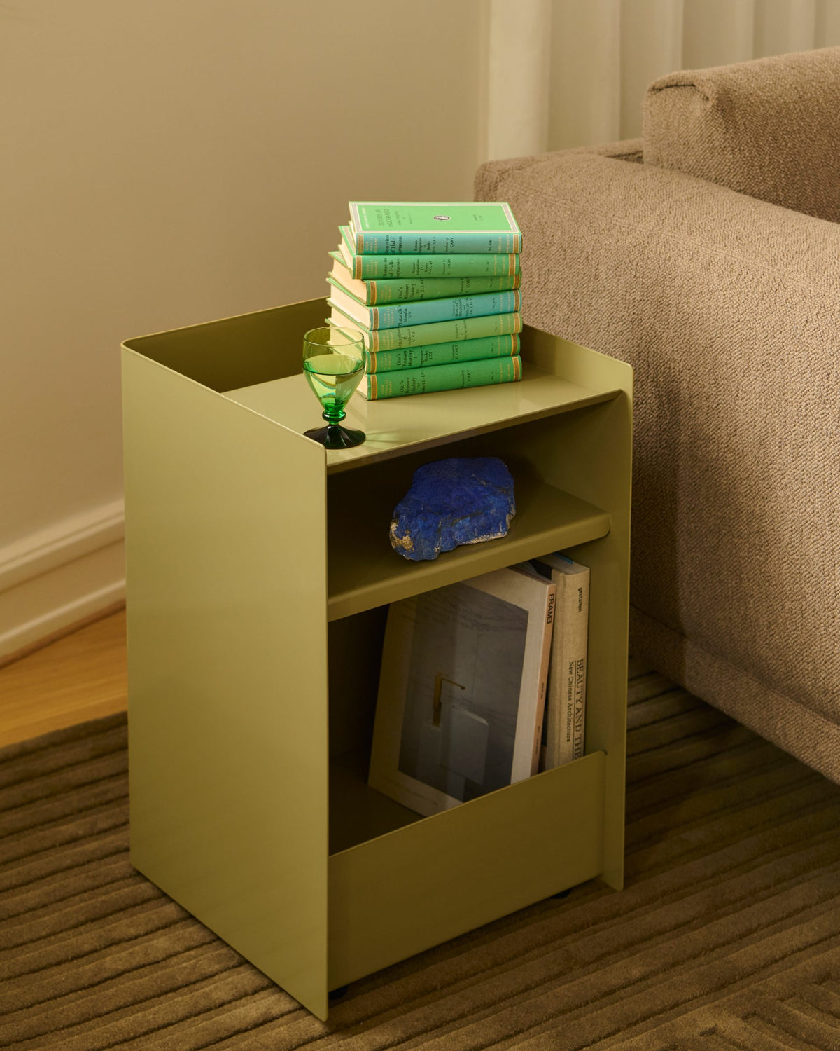 Muuto Folded low serving trolley open beige-green