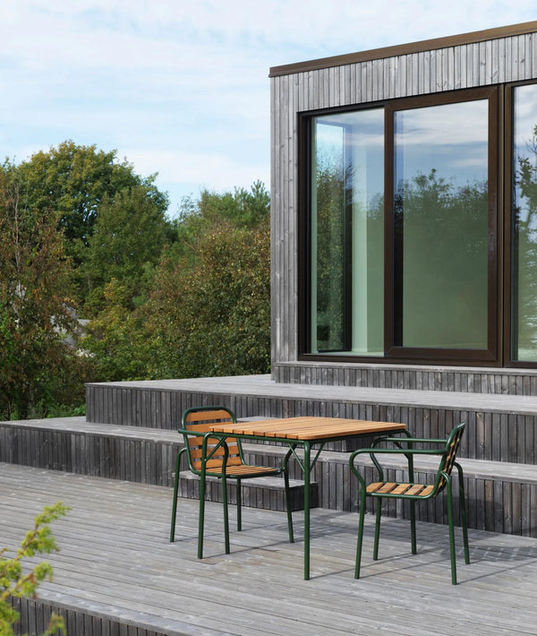 Normann Copenhagen Vig käsinojatuoli Robinia/tummanvihreä Normann Copenhagen