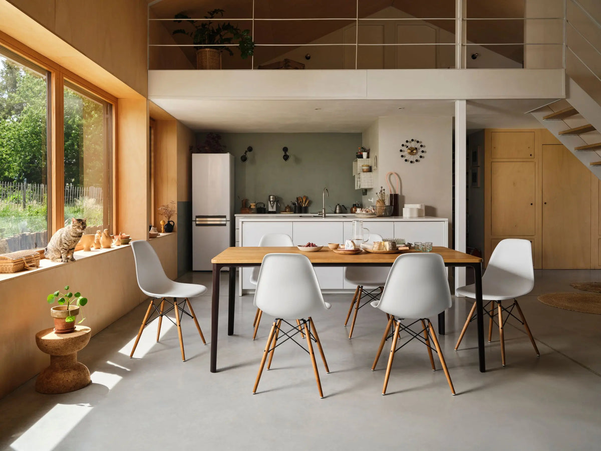 Vitra Eames DSW tuoli RE luonnonvalkoinen/vaahtera Vitra