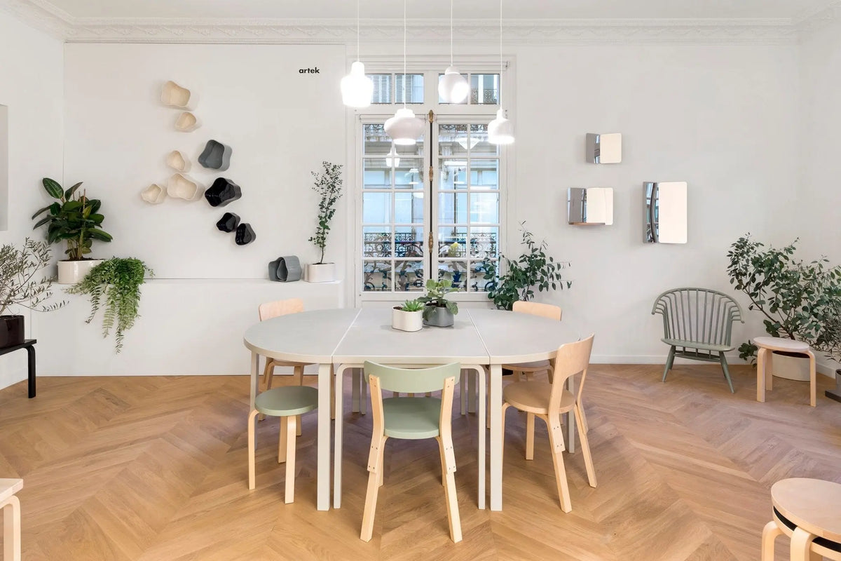 Artek 124° peili keskikoko saarni hylly - Laatukaluste