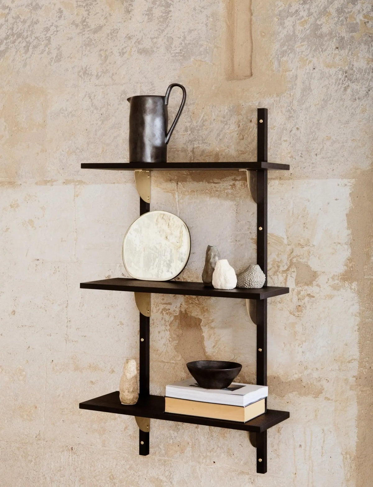 Ferm Living Pond pöytäpeili messinki - Laatukaluste