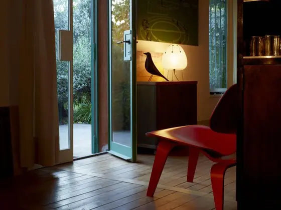 Vitra Eames House Bird musta - Laatukaluste